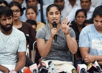 இந்திய மல்யுத்த கூட்டமைப்புக்கு சர்வதேச மல்யுத்த சங்கம் தடை.