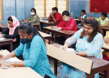10, 11, 12 தனித்தேர்வர்கள் பொது தேர்வுக்கு விண்ணப்பிக்கலாம்!