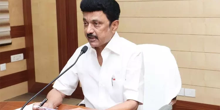 செய்தியாளர்களுக்கு நிவாரண உதவிகள் !