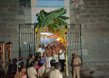 வைகுண்ட ஏகாதேசி சிறப்பு பூஜை.