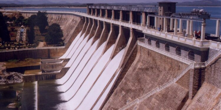 சாத்தனூர் அணைக்கு நீர்வரத்து குறைந்தது.