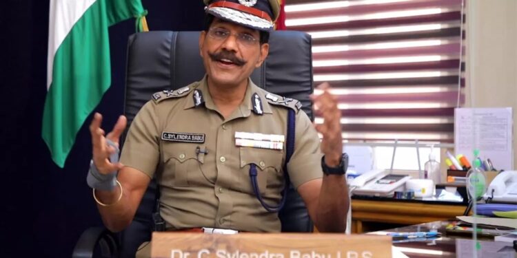 டிஜிபி சைலேந்திர பாபுவின் பூர்வீக வீட்டை பொது நுாலகமாக மாற்றும் பணி