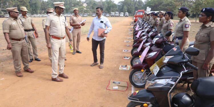 மாவட்ட காவல் கண்காணிப்பாளர் அலுவலகத்தில் மாதாந்திர ஆய்வுக் கூட்டம்