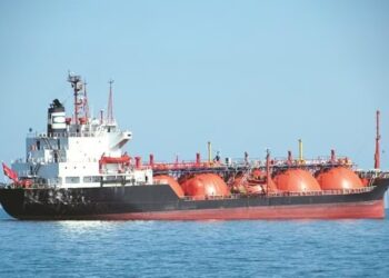 கொள்ளையர்களிடமிருந்து சரக்கு கப்பல் மீட்பு