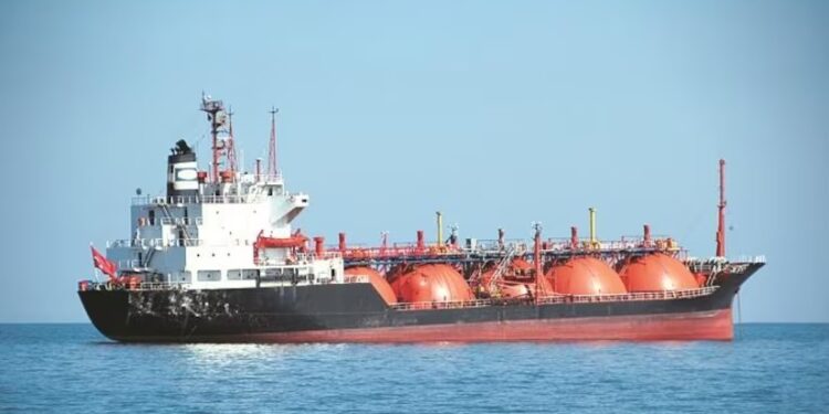 கொள்ளையர்களிடமிருந்து சரக்கு கப்பல் மீட்பு