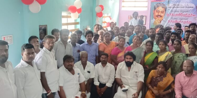 ஐ.ஜே.கே. தொழிலாளர்கள் பேரவையில் கட்டட தொழிலாளர்கள் நல சங்கத்தினர் இணைப்பு