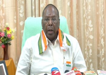 முதலமைச்சர் நாராயணசாமி கடுமையான விமர்சனம்