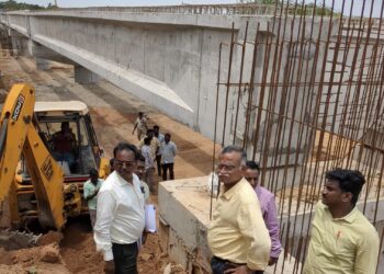 விருத்தாசலத்தில் நான்கு வழிச்சாலைப் பணிகளை