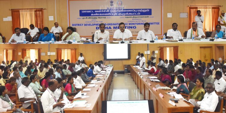 அடித்தட்டு மக்கள் வரை திட்டங்கள் சென்றடைய அலுவலர்களுக்கு எம்.பி வேண்டுகோள்!