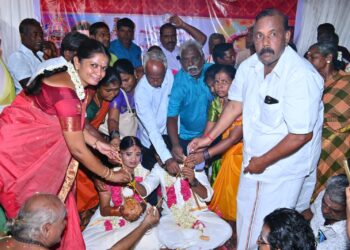 திருக்கோயில்கள் சார்பில் 4 ஜோடிகளுக்கு திருமணம்