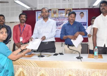 தொழில் வளர்ச்சியில் சிறந்த மாவட்டமாக விளங்கிட ஒத்துழையுங்கள் கடலூர் மாவட்ட ஆட்சியர் வேண்டுகோள்!