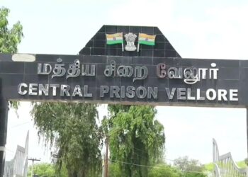 சிறைக் கைதிக்கு சித்தரவதை:டிஐஜி, எஸ்பி., ஜெயிலர் பணியிடை நீக்கம்!