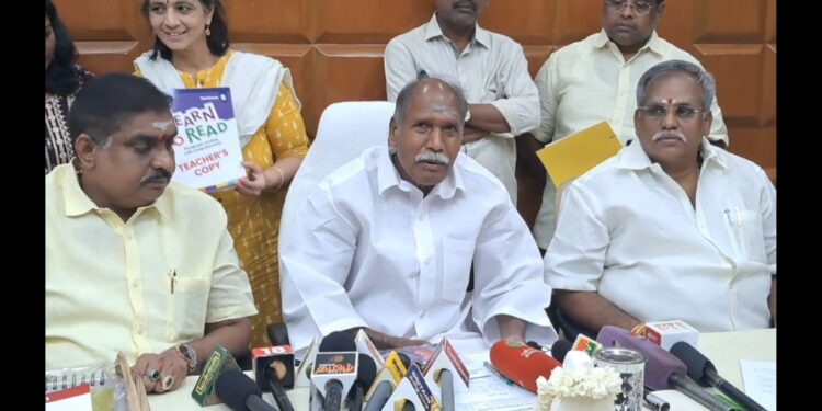 தீபாவளி பண்டிகையை முன்னிட்டு மானிய விலையில் மளிகைப் பொருட்கள்! முதல்வர் ரங்கசாமி அறிவிப்பு