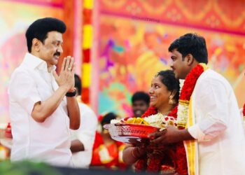 குழந்தைகளுக்கு தமிழ் பெயர் மட்டுமே சூட்டுங்கள்! 31 இணையர்களுக்கு திருமணம் நடத்தி வைத்த முதலமைச்சர்  பேச்சு!