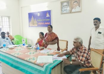 பெரணமல்லூர் ஊராட்சி ஒன்றியக் கூட்டம் வட்டார கல்வி அலுவலகம் கட்ட கோரிக்கை