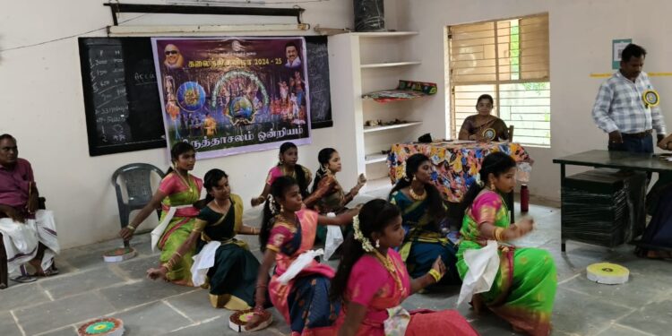 விருத்தாசலத்தில் பள்ளி மாணவர்களுக்கான வட்டாரக் கலைத் திருவிழா!