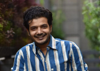 மலையாள நடிகர் ஸ்ரீநாத் பாஸி கைது