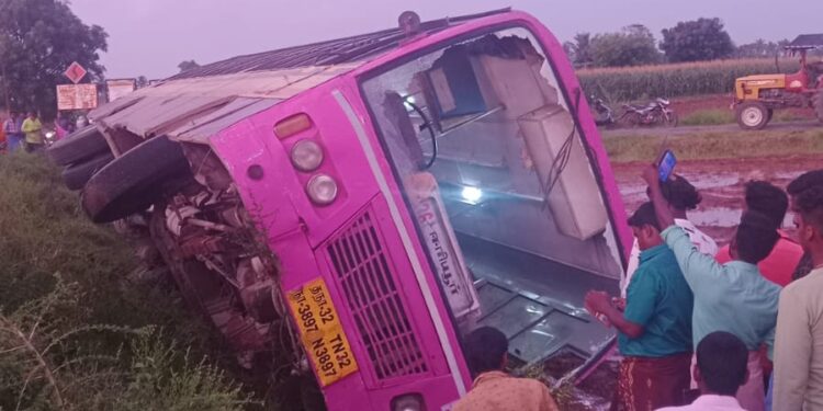 சின்னசேலம் அருகே அரசு பேருந்து கவிழ்ந்து விபத்து!