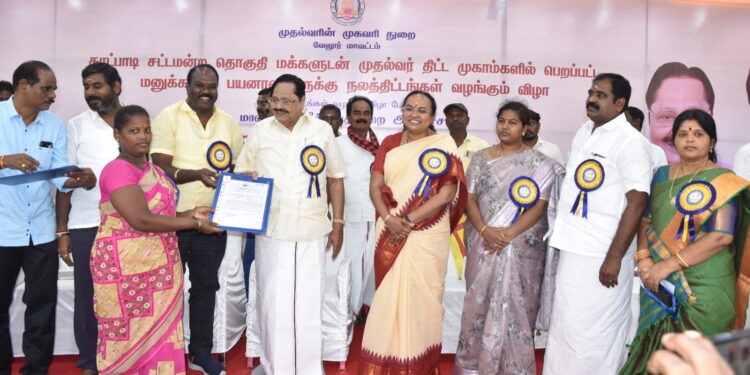 உயிருள்ள வரை காட்பாடி தொகுதிக்காக பாடுபடுவேன்:அமைச்சர் துரைமுருகன் பேச்சு