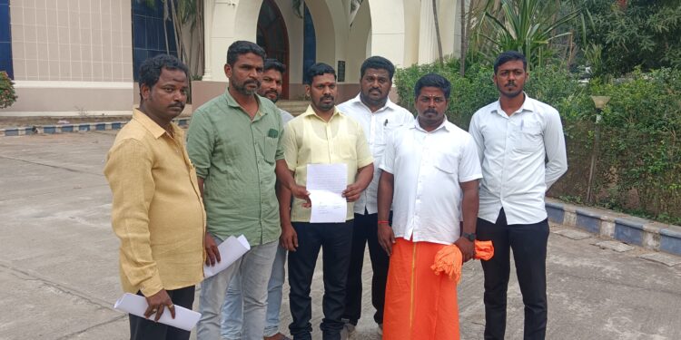 நாங்க திருந்தி வாழ வாய்ப்பு தாங்க: விழுப்புரம் மாவட்ட ஆட்சியரிடம் ரவுடிகள் மனு