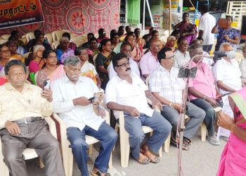 சேலம் கோட்டை மைதானத்தில் சத்துணவு ஊழியர்கள் உண்ணாவிரதம்