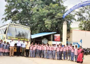 வேட்டவலத்தில் சாலைப் பாதுகாப்பு விழிப்புணர்வு வாகன கண்காட்சி