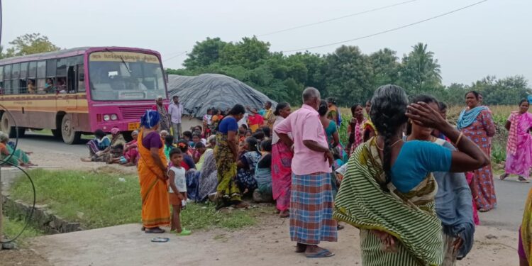 சின்னசேலம் அருகே பொதுமக்கள் சாலை மறியல்!