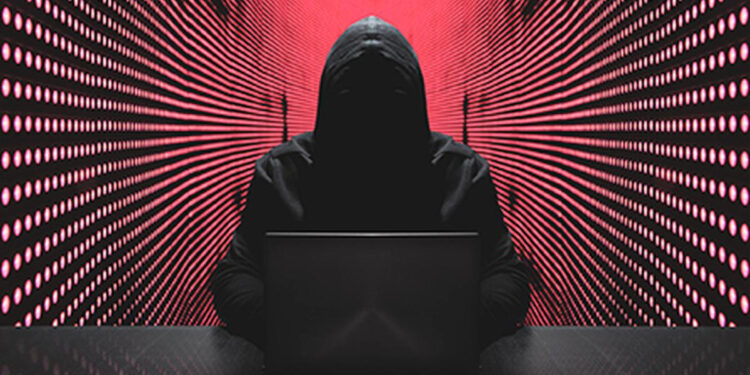 மக்களை மிரட்டும் ஆன்லைன் மோசடி