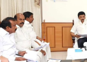 அரசின் திட்டங்களை கடைக்கோடி மனிதருக்கும் கொண்டு சேர்க்கும் அதிகாரிகளால் தான் கனவுகள் மெய்ப்படுகிறது : முதல்வர்