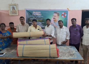 கமல்ஹாசனின் பிறந்தநாளை முன்னிட்டு நலத்திட்ட உதவிகள் வழங்கிய ம.நீ.ம நிர்வாகிகள்