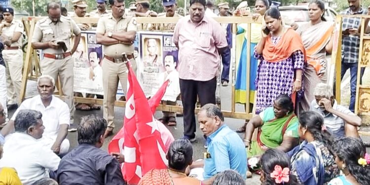 மதுராந்தகம் அருகே கிராம மக்கள் திடீர் சாலை மறியல்