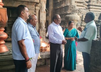 விருத்தகிரீஸ்வரர் கோவிலில் விஞ்ஞானி சிவதாணு பிள்ளை தரிசனம்