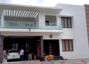 உதவி கலெக்டரின் உதவியாளரின் வீட்டில் லஞ்ச ஒழிப்பு போலீசார் சோதனை