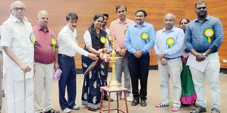 மாற்றுத் திறனாளிகளுக்கான சங்கமம் நிகழ்ச்சி: மாநகராட்சி மேயர் தொடங்கி வைப்பு