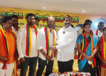 நாம் தமிழர் கட்சியிலிருந்து 200 பேர் விலகி தமிழக வாழ்வுரிமை கட்சியில் இணைவு