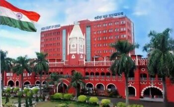 ‘எனக்கு வந்ததை அவர் வாங்கிட்டார்’ பத்மஸ்ரீ விருதில் விசித்திர வழக்கு..! 