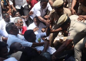 கடலூர் அருகே சிபிஎம் மாநில செயலாளர் சண்முகம் கைது