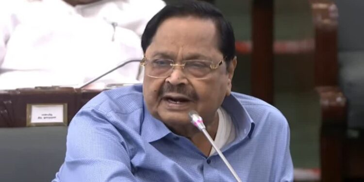 மேகதாதுவில் எந்த கொம்பனாலும் அணை கட்டமுடியாது – எதிர்கட்சித் தலைவர் கேள்விக்கு துரைமுருகன் ‘பளிச்’ பதில்