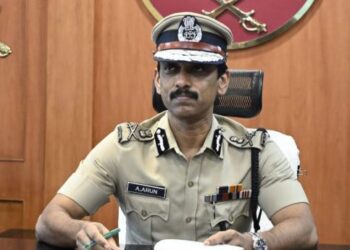 சடலத்தை சாலையில் கிடத்தி போராட்டம் செய்வதை தடுக்க புதிய சட்டம் : போலீஸ் கமிஷன் பரிந்துரை