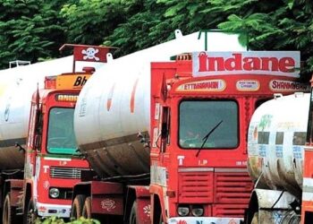 நாளை முதல் கேஸ் டேங்கர் லாரிகள் ஸ்ட்ரைக் அறிவிப்பு : கேஸ் சிலிண்டர் தட்டுப்பாடு ஏற்பட வாய்ப்பு