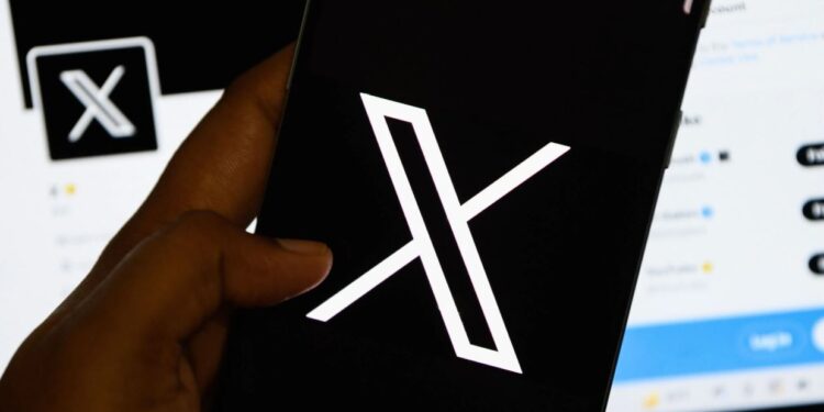 மத்திய அரசுக்கு எதிராக கர்நாடக உயர்நீதிமன்றத்தில் ‘எக்ஸ்’ நிறுவனம் வழக்கு