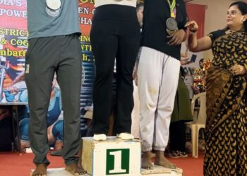 பெண்களுக்கான பளு தூக்குதல் போட்டி