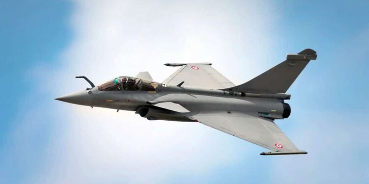 பிரான்சிடம் இருந்து 26 ரபேல் விமானங்கள் வாங்க இந்தியா திட்டம்