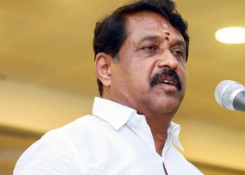 ‘கூட்டணி குறித்து யாரும் பேசக்கூடாது’  அதிமுகவை தொடர்ந்து பாஜகவும் கட்சி நிர்வாகிகளுக்கு அட்வைஸ்