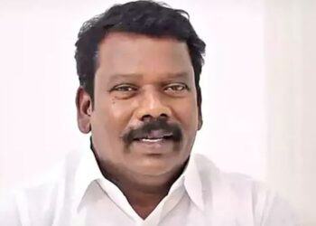 ஆட்சி… அதிகாரத்தில் பங்கு கேட்பதில் என்ன தயக்கம்? செல்வப்பெருந்தகையை வறுத்தெடுத்த நிர்வாகிகள்