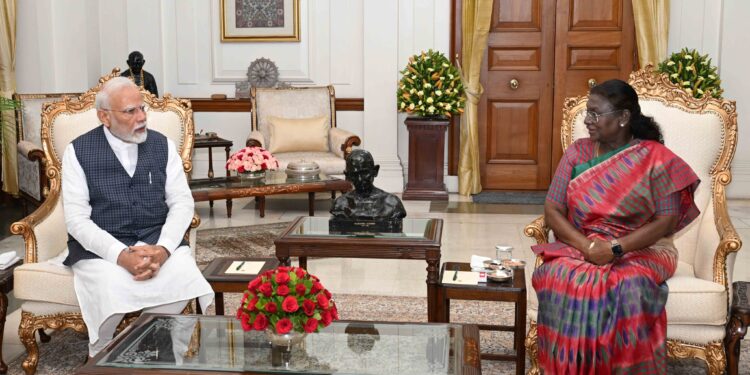 ‘ஆபரேஷன் சிந்தூர்’ குடியரசுத்தலைவரிடம் நேரில் பிரதமர் விளக்கம்