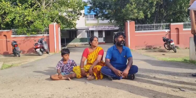 செங்கத்தில் பாட்டியின் இறுதி சடங்கில் கலந்து கொள்ள பேத்திக்கு அனுமதி மறுப்பு