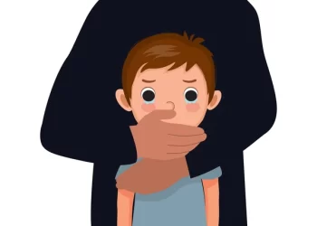 குடியாத்தத்தில் மிளகாய்ப்பொடி தூவி சிறுவன் கடத்தல்: