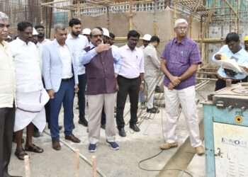 புதுடெல்லி தமிழ்நாடு இல்ல வளாகத்தில் கட்டுமான பணி: