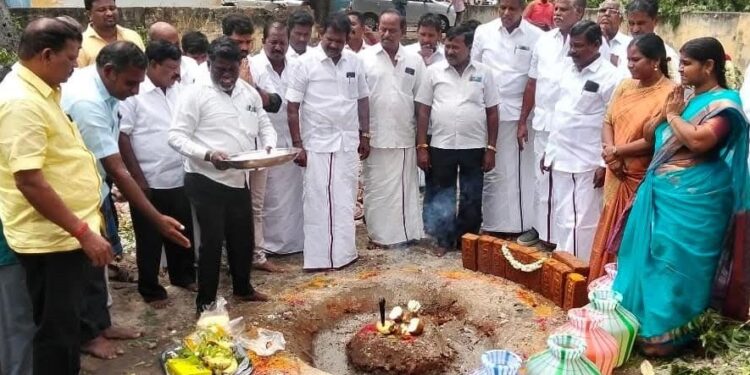 தியாகதுருகம் ஒன்றியப்பகுதியில் துணை  ஆரம்ப சுகாதார நிலைய அடிக்கல் நாட்டு விழா